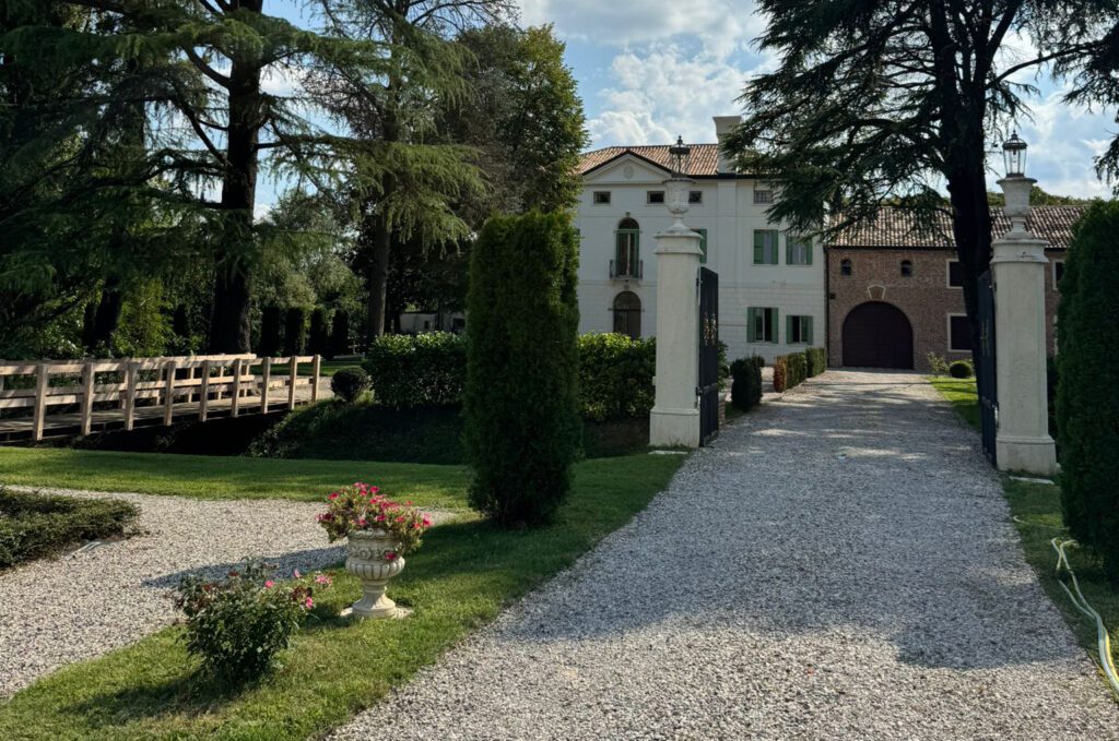 facciata copertina villa morosini 1518 padova